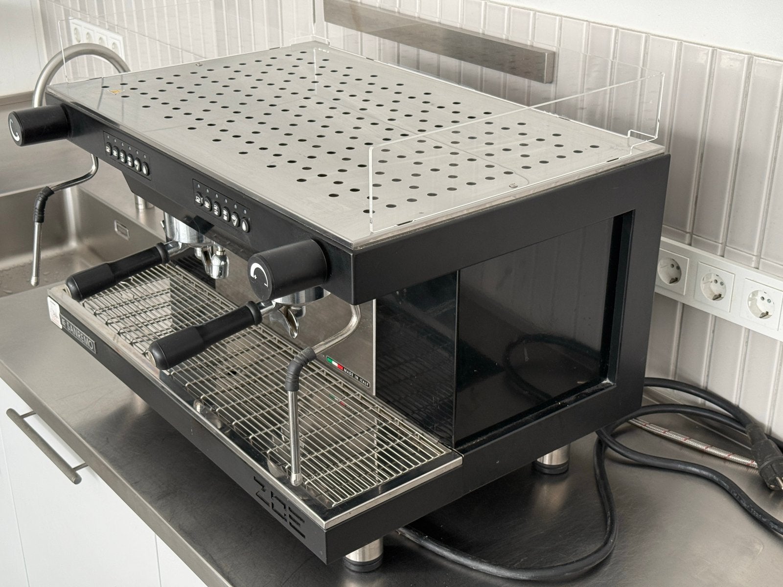 Foto 6 van SANREMO ESPRESSO MACHINE