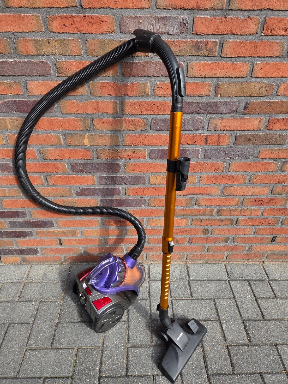 Hyundai Sledestofzuiger 800W - Paars/Grijs, Witgoed en Apparatuur, Ophalen, Overige merken, Gebruikt, Minder dan 1200 watt