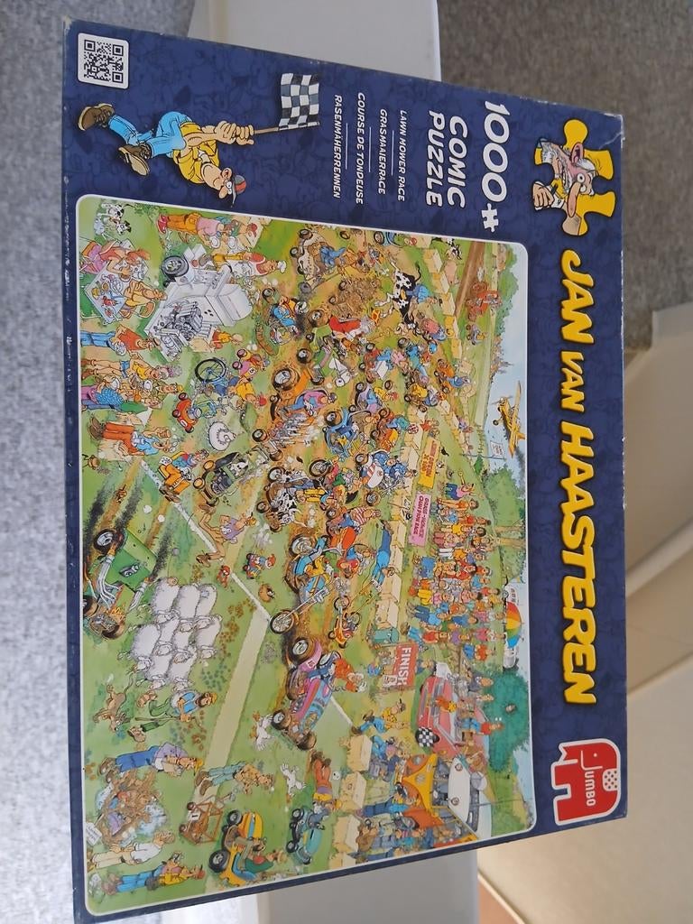 Jan van Haasteren Grasmaaierrace Puzzel 998 stukjes, Ophalen of Verzenden, 500 t/m 1500 stukjes, Zo goed als nieuw, Legpuzzel