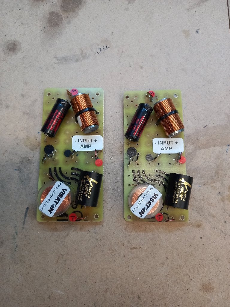 2 x Crossover 4ohm - 3000hz - 12db/oct gebruikt, Overige merken, Stereo speakers, Ophalen of Verzenden, 60 tot 120 watt