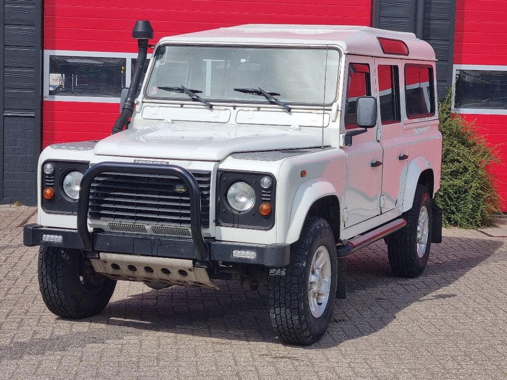 Land Rover Defender 110 SW 2.5 TD5 - Airco, Stof, Land Rover, 2495 cc, Bedrijf