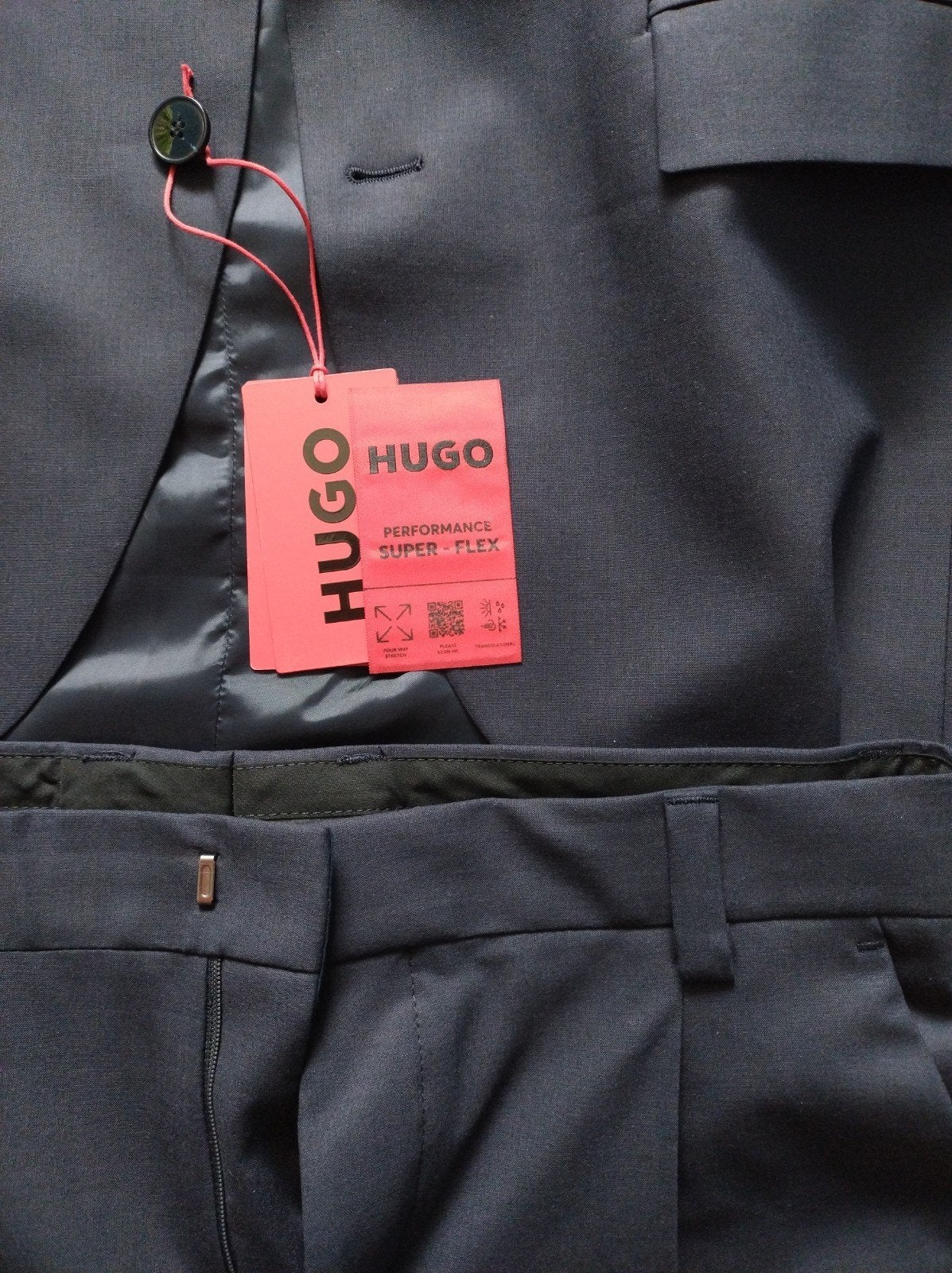 Nieuw Hugo Boss Performance Super-Flex Pak Maat 48(M), Kleding | Heren, Ophalen, Nieuw, Hugo Boss, Maat 48/50 (M)
