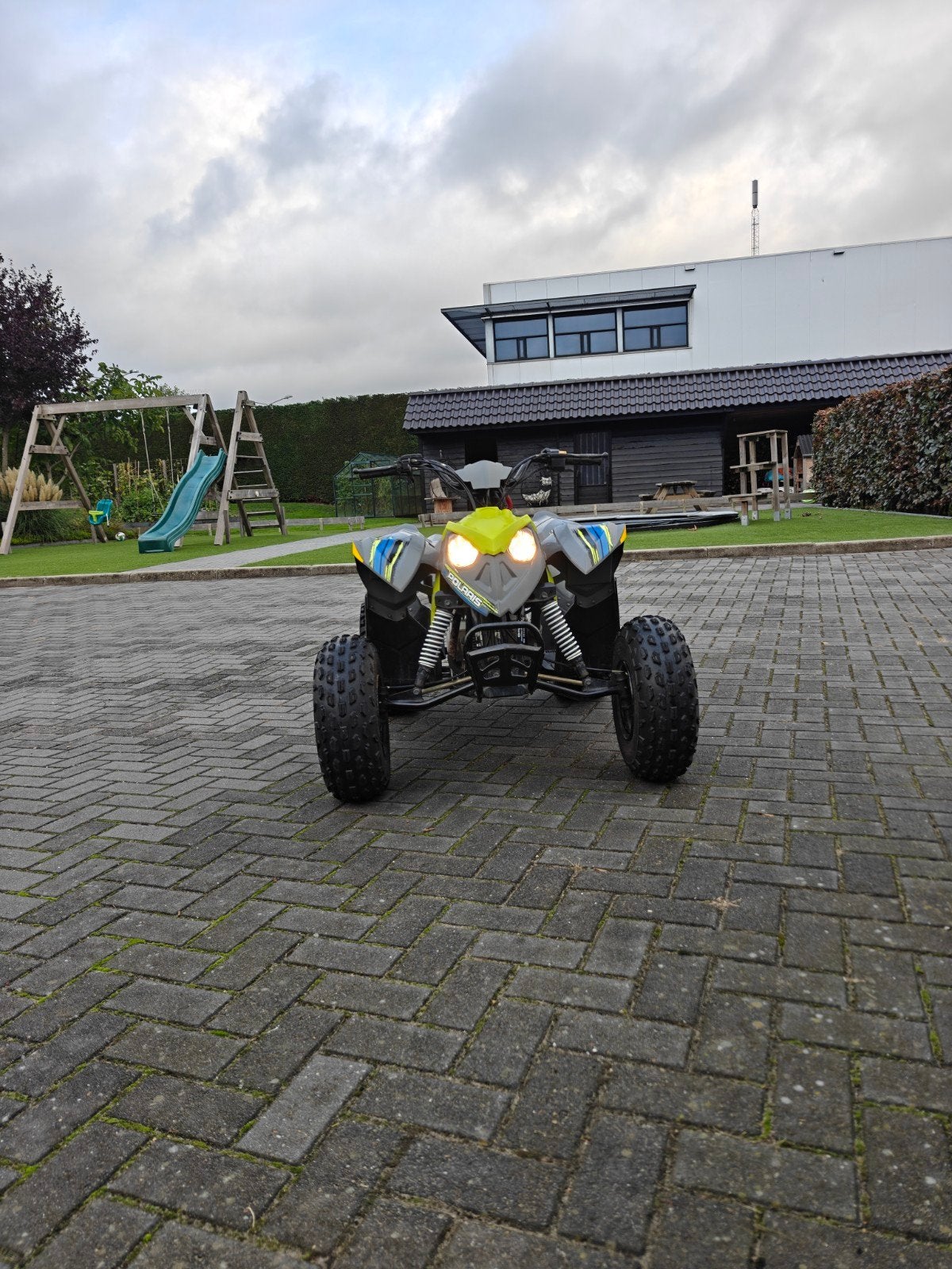 Polaris Quad Outlaw 110 EFI – 2021 – nette staat, 1 cilinder, 112 cc, 11 kW of minder