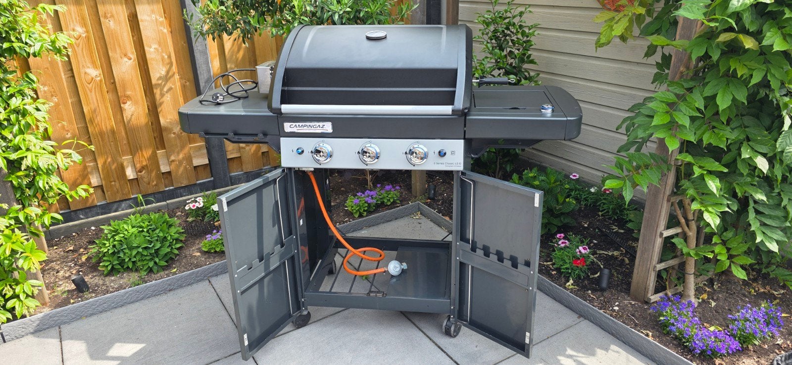 Te koop Campingaz bbq 3 branders + zijbrander, Ophalen, Gebruikt, Campingaz 3 serie