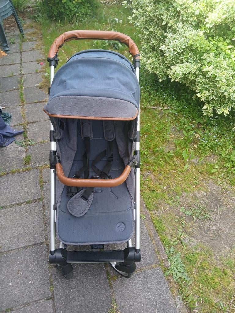 Mutsy nexo kinderwagen/luxe buggy, Kinderen en Baby's, Buggy's, Ophalen, Gebruikt, Overige merken, Verstelbare rugleuning