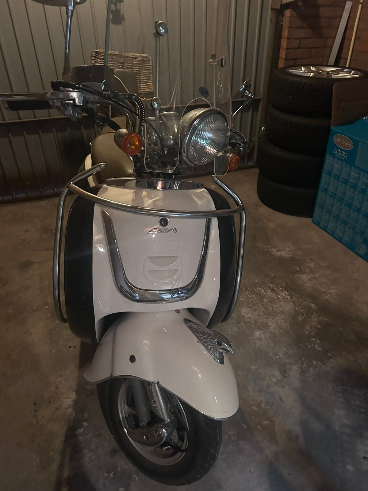 Retro scooter te koop, Ophalen of Verzenden, Zo goed als nieuw, Benzine, Overige merken