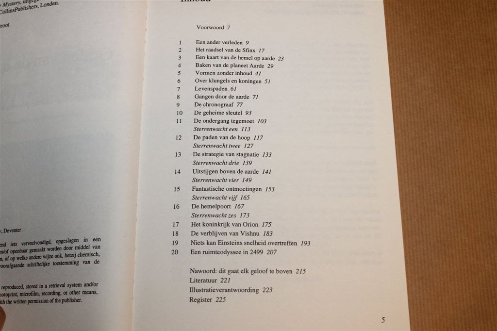 Goden van de Dageraad — Piramiden als Sterrenkaart, Ophalen of Verzenden, Gelezen, Overige onderwerpen, Achtergrond en Informatie