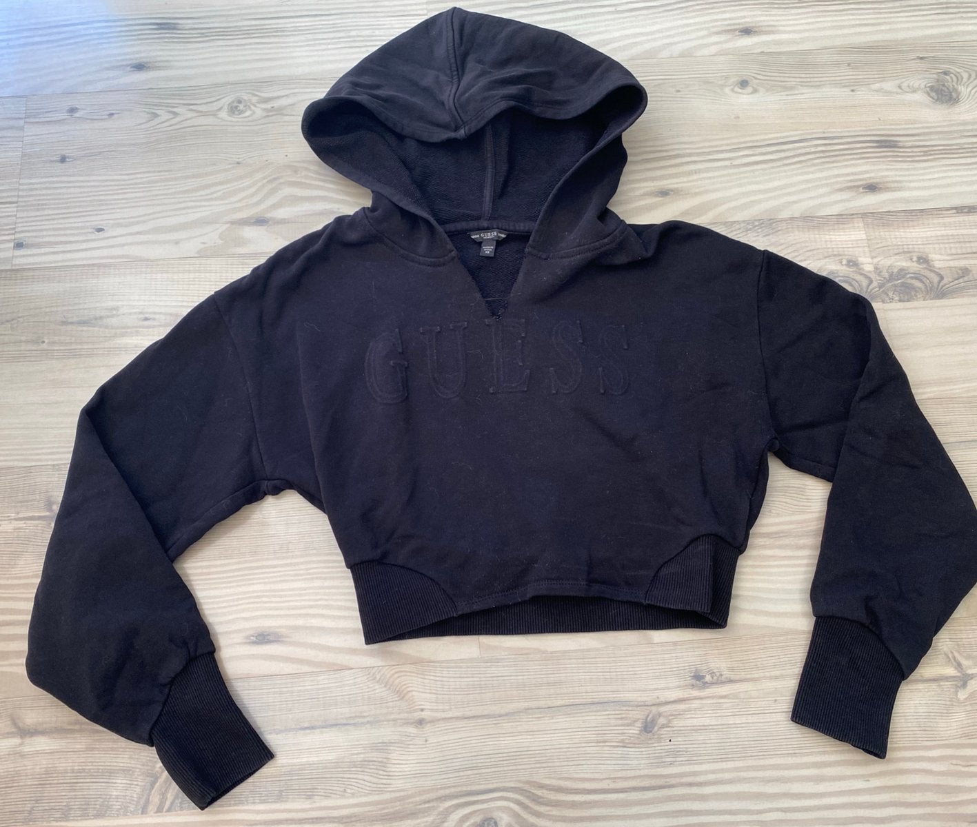 Guess hoodie maat XS, Kleding | Dames, Truien en Vesten, Ophalen of Verzenden, Zo goed als nieuw, Maat 34 (XS) of kleiner, Zwart
