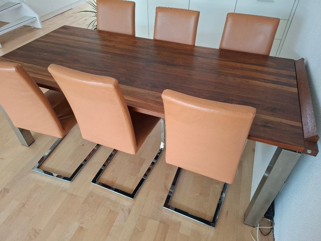 eettafel (notenhout) en 6 stoelen (leer), Huis en Inrichting, Tafels | Eettafels, 200 cm of meer, 50 tot 100 cm, Zo goed als nieuw