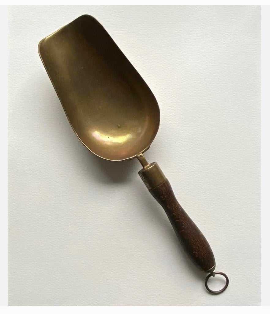 Vintage grutterschep koper/ messing met houten handvat 32 cm, Ophalen of Verzenden