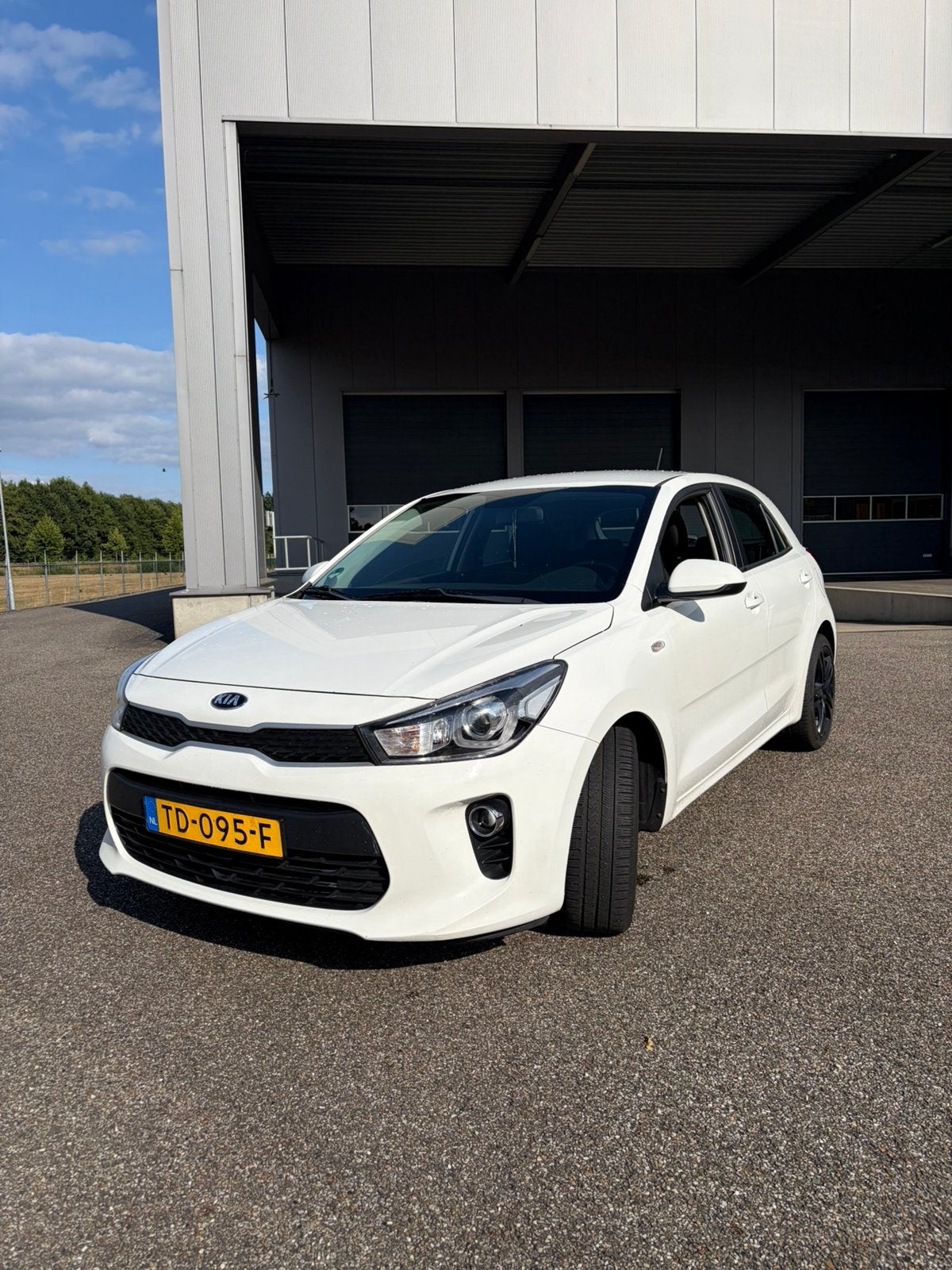 Kia Rio 1.0 T-gdi Ecodynamics 100pk 2018 Wit, Auto's, Zwart, 1055 kg, Origineel Nederlands, 24 km/l