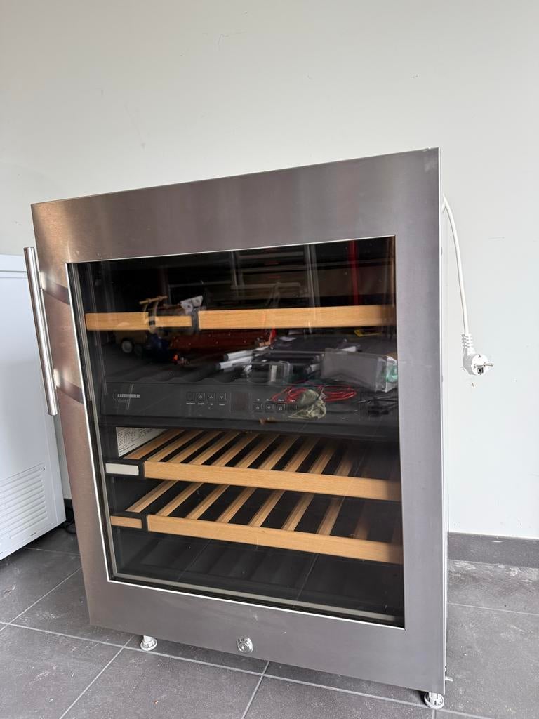 Liebherr UWTes 1672 Wijnklimaatkast - RVS 34 flessen, Witgoed en Apparatuur, Koelkasten en IJskasten, 85 tot 120 cm, 75 tot 100 liter