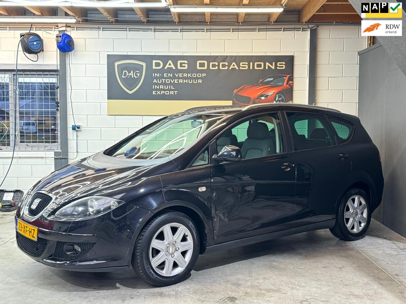 Seat Altea XL 1.6 NAVI|CRUISE|AIRCO|ELEK RAMEN, Gebruikt, 4 cilinders, Altea XL, Zwart