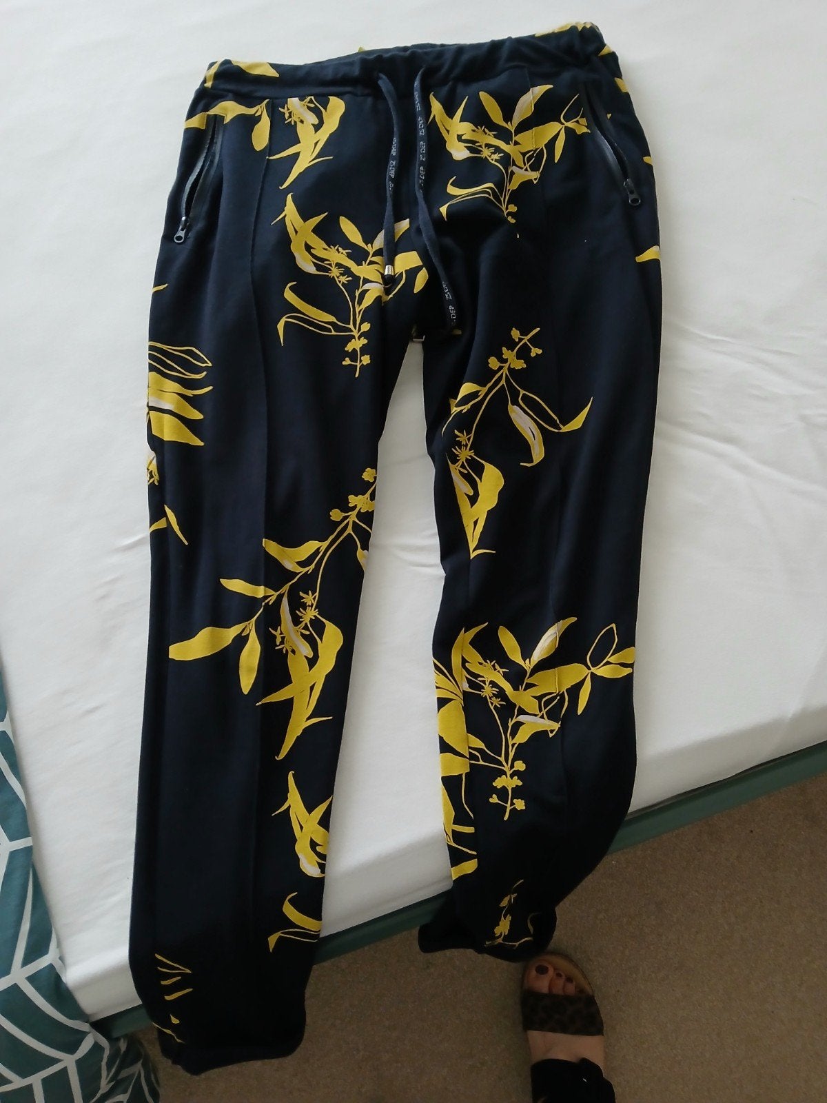 Zoso broek, Kleding | Dames, Ophalen of Verzenden, Zo goed als nieuw, Geel, Lang