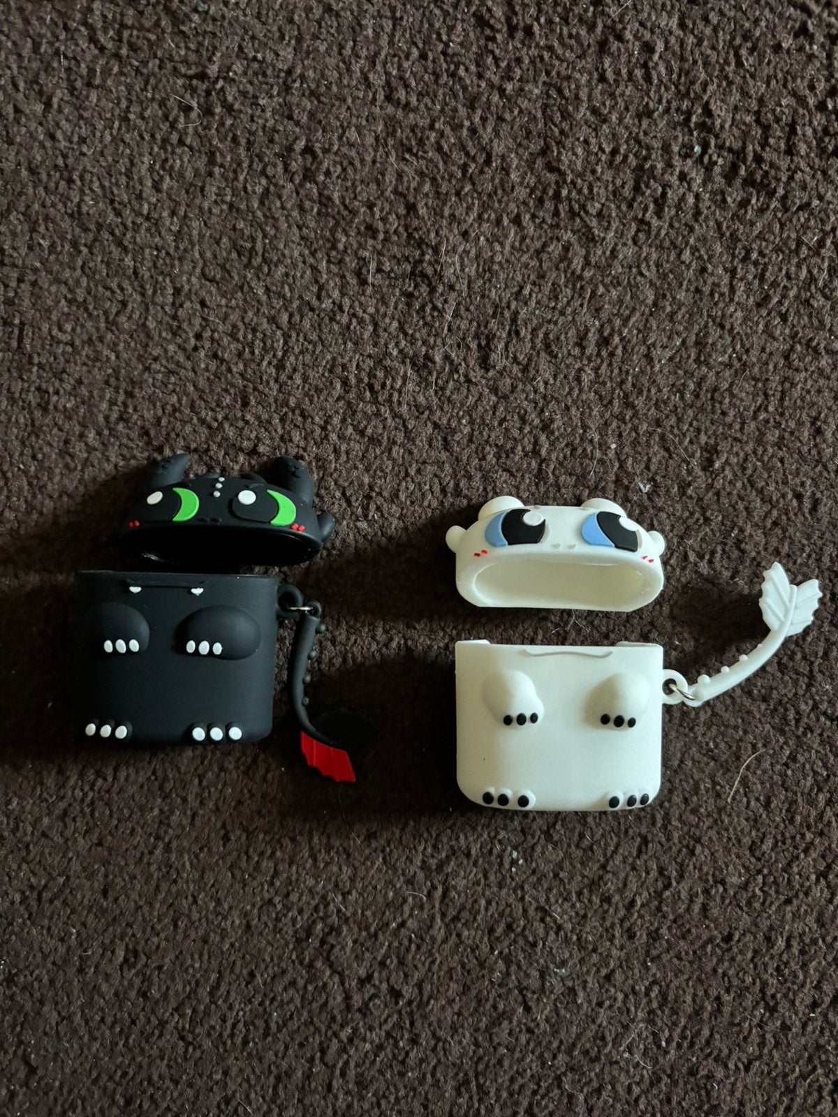Airpods 1/2 hoesje, Toothless en Nightlight, Ophalen of Verzenden, Nieuw, Apple