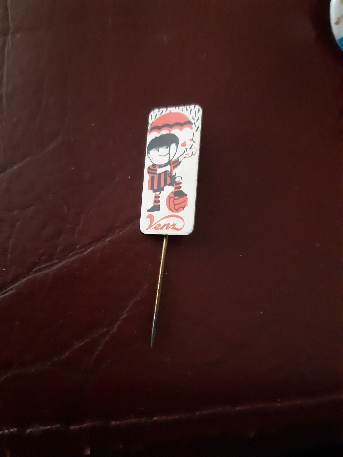 Speldje VENZ, Ophalen of Verzenden, Zo goed als nieuw, Merk, Speldje of Pin