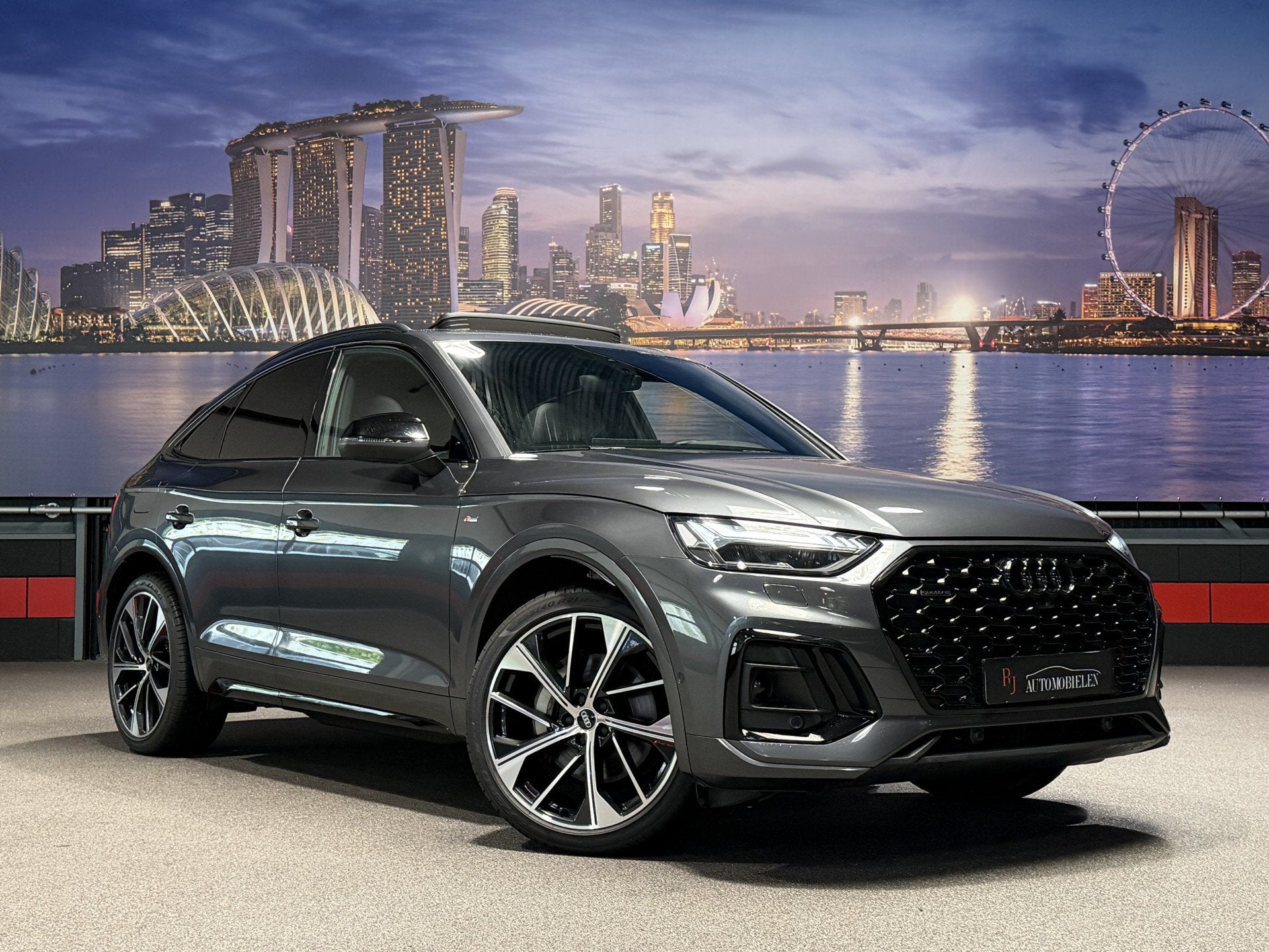 Audi Q5 Sportback 50 TFSI e 3x S-Line Luchtvering|ACC|Panora, Automaat, Gebruikt, 4 cilinders, Bedrijf