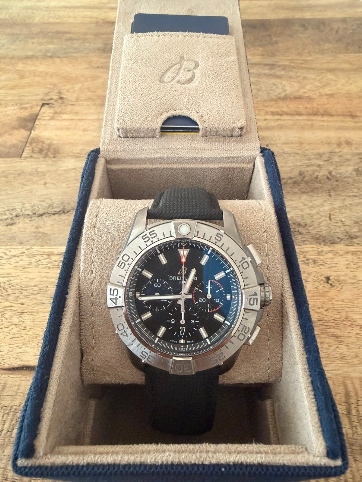 *** Breitling Super Avenger B01 Chronograph 46***, Leer, Staal, Breitling, Polshorloge