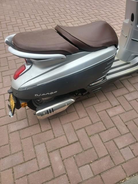 peugeot django motor  125cc, Ophalen, Overige modellen, 125 cc, Zo goed als nieuw