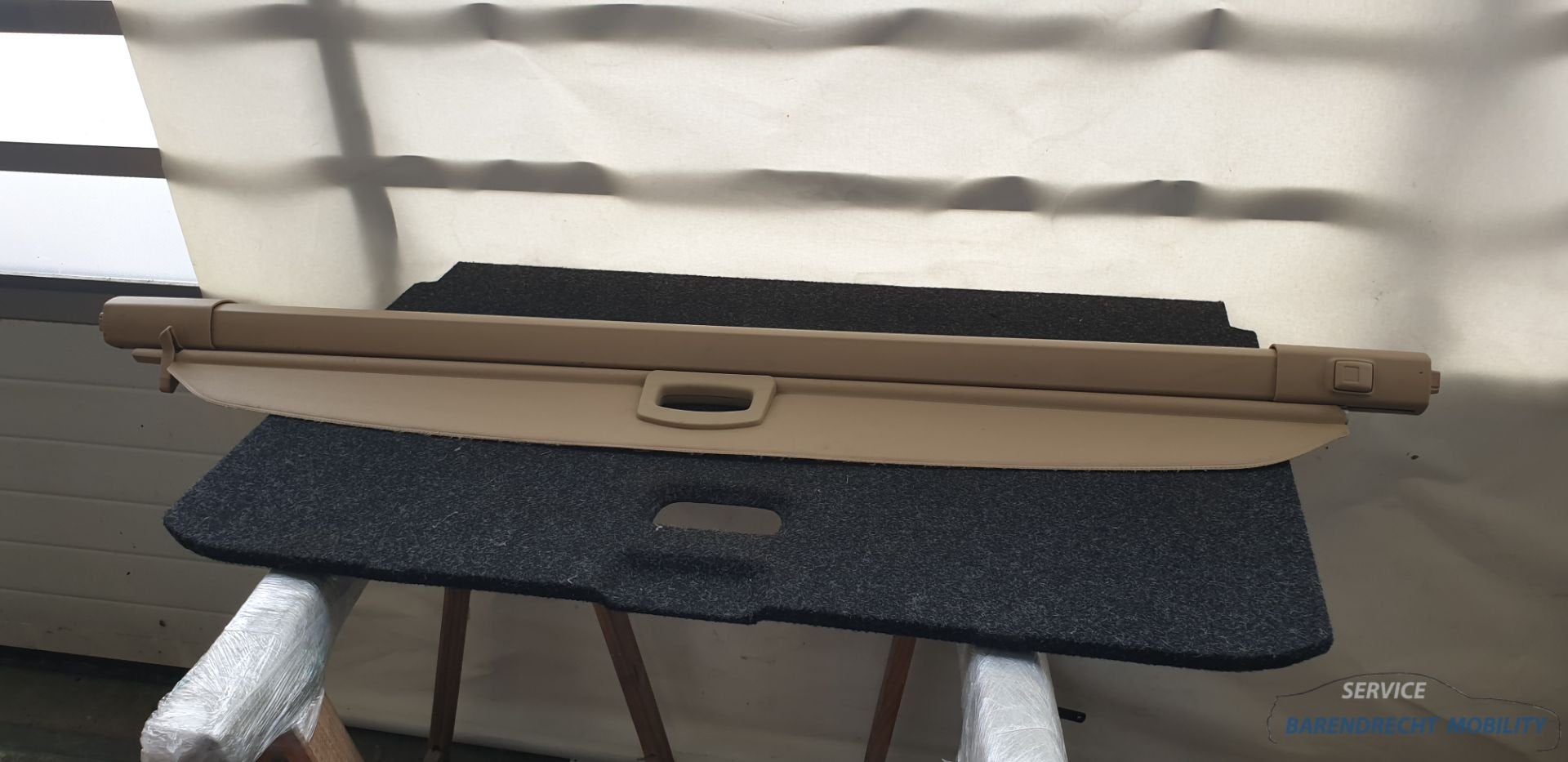 Rolhoes ML W164 Mercedes SUV hoedenplank beige origineel geb