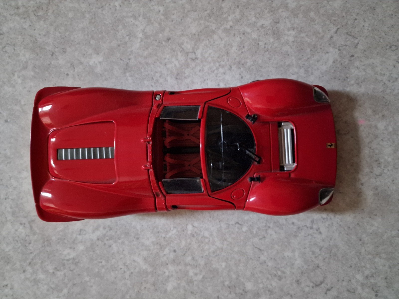 Ferrari 330 P4 schaalmodel - Rood, Verzenden, Zo goed als nieuw, Auto, Overige merken