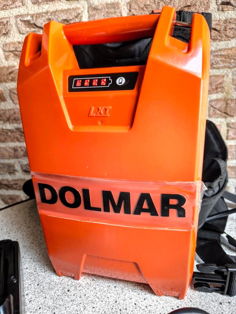 Makita Dolmar Rugaccu + 36v Heggenschaar  + Bladblazer 36v., Ophalen, Zo goed als nieuw, Dolmar, Accu