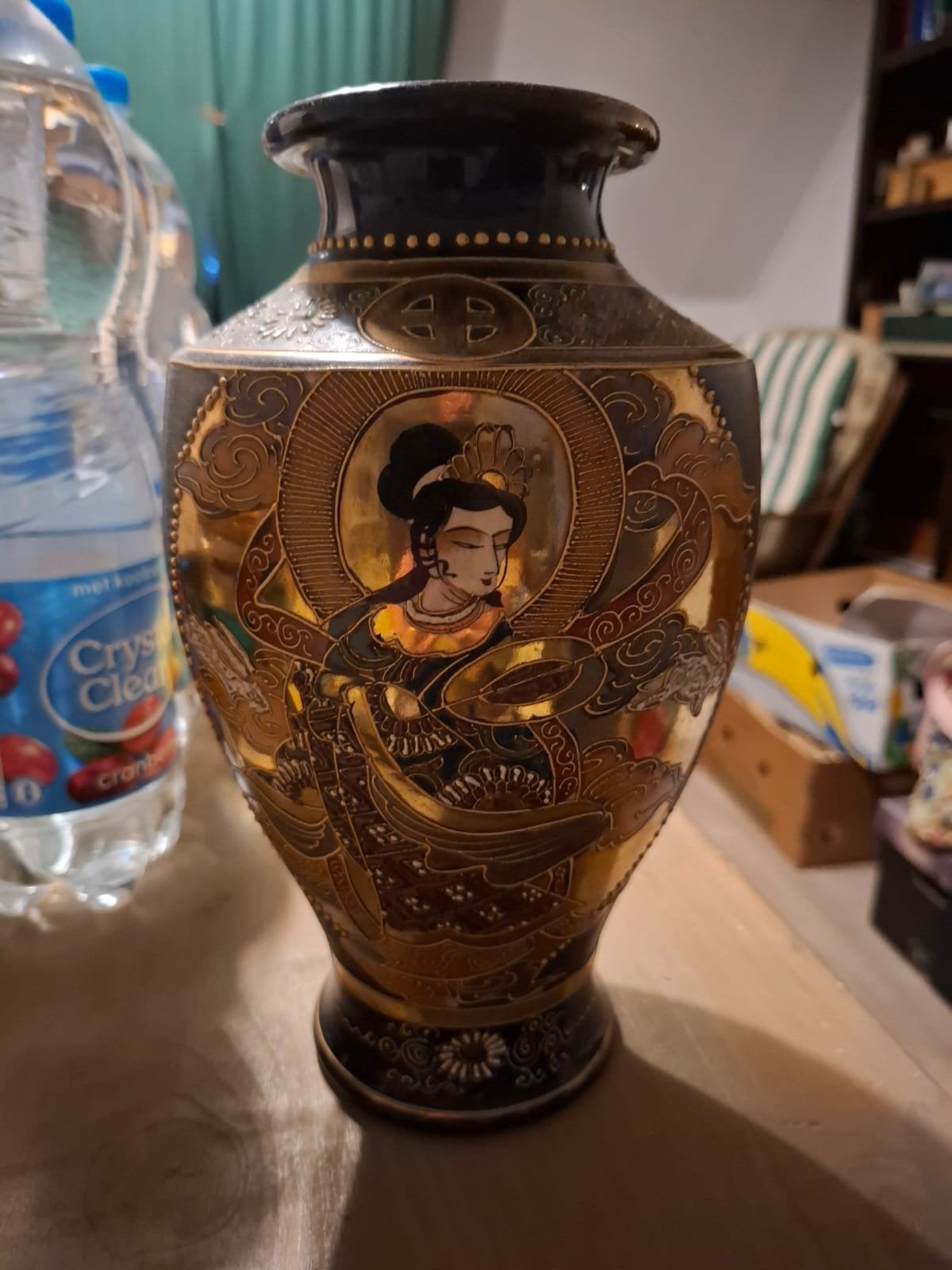 Antieke Japanse Satsuma Vaas met Gedetailleerde Figuren, Antiek en Kunst, Ophalen