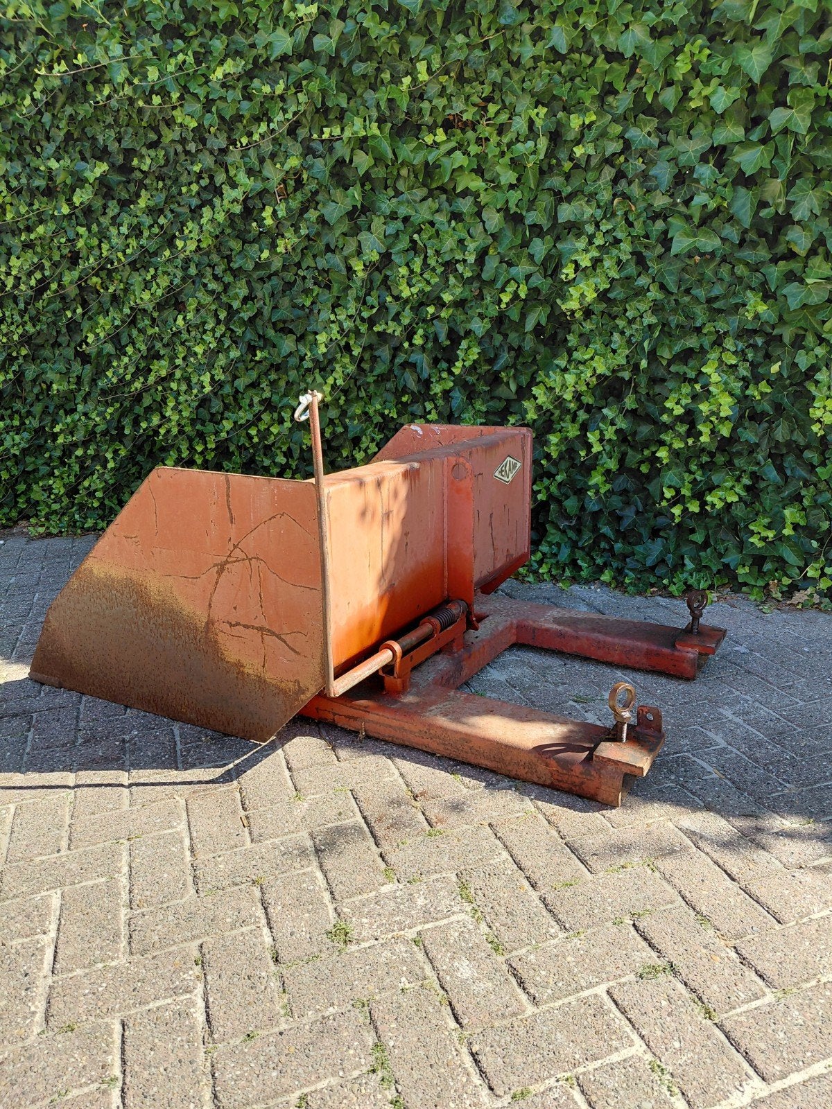 Schepbak heftruck kiepbak hekamp, Ophalen