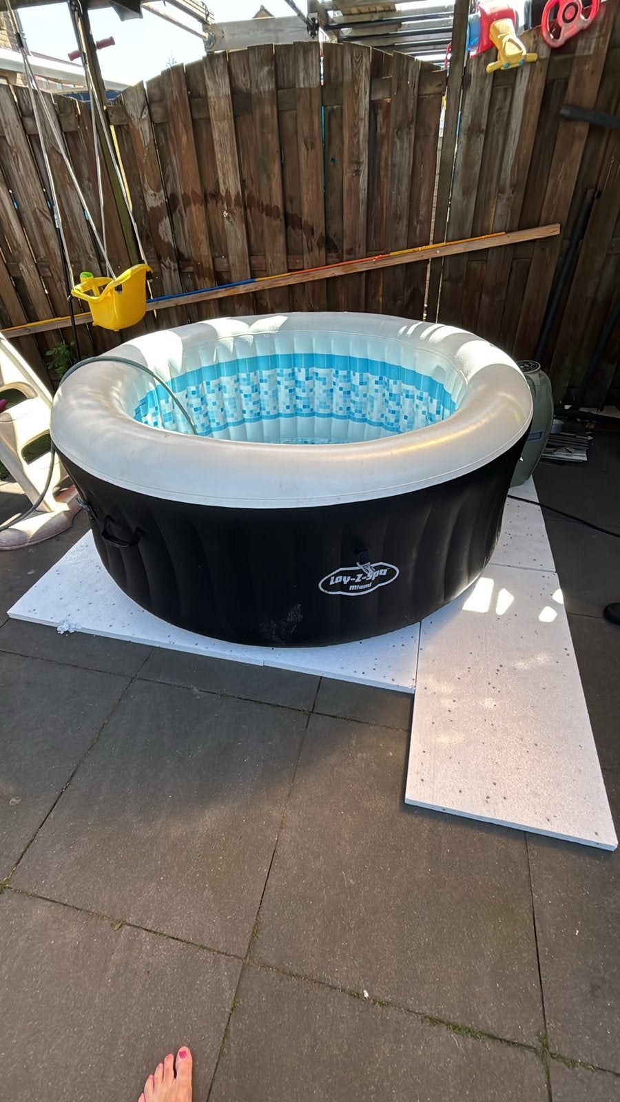 Lay-Z Spa Miami opblaasbare jacuzzi (met klein lek), Ophalen, Gebruikt, Rond, Opblaaszwembad