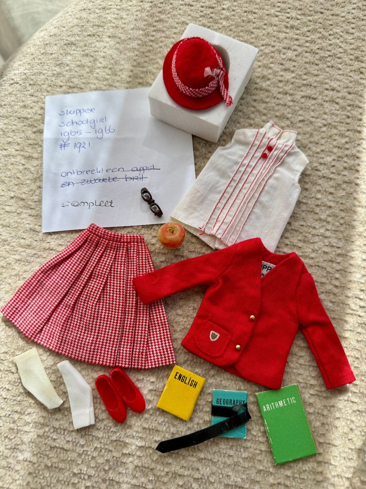 Vintage Skipper kleding schoolgirl #1921, Ophalen of Verzenden, Gebruikt, Kleertjes