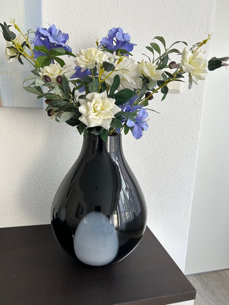 Vaas met kunstbloemen, Glas, Ophalen of Verzenden, Zo goed als nieuw, Inclusief kunstbloemen