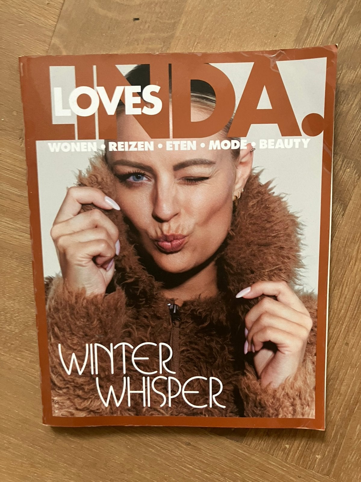 Linda Loves, Ophalen of Verzenden, Zo goed als nieuw, Damesbladen