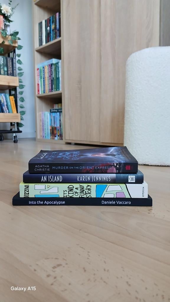 4 leuke boeken, Ophalen of Verzenden, Zo goed als nieuw