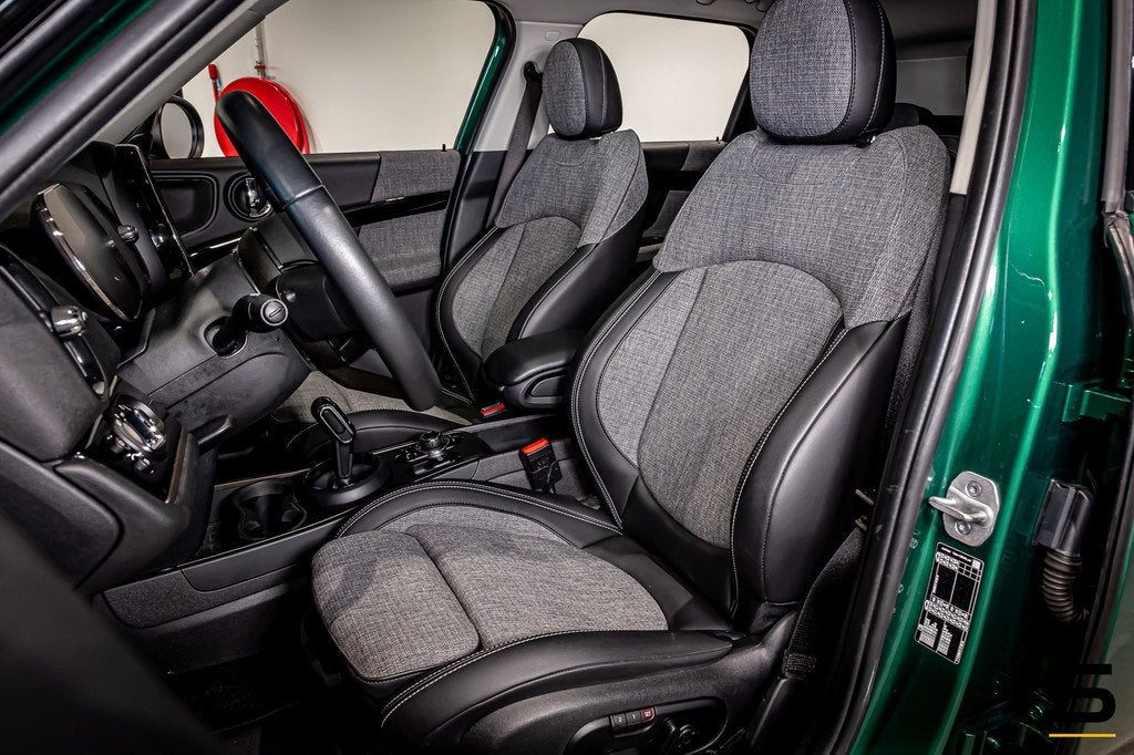 Mini Mini Countryman 1.5 Cooper Essential|Pano|H&K|Full|1eig, 136 pk, Zwart, Countryman, Leder en Stof