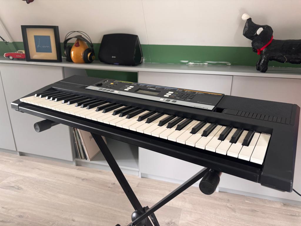 Yamaha psr e243, Muziek en Instrumenten, Keyboards, Ophalen, Gebruikt, 61 toetsen, Yamaha
