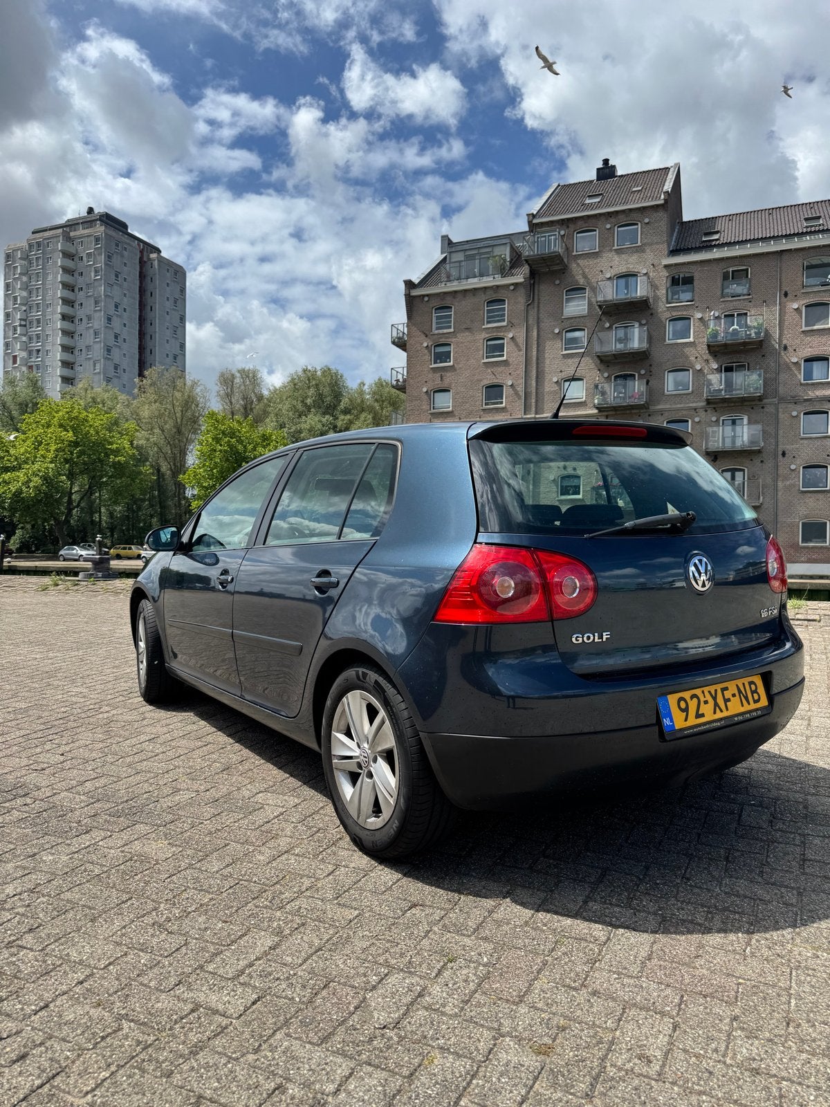 Volkswagen Golf 1.6 16V FSI 85KW AUT 2007 Grijs, Stof, 4 cilinders, Origineel Nederlands, 1200 kg