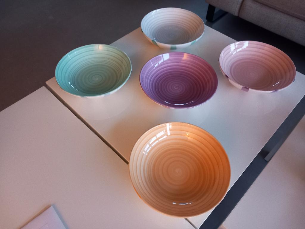5 NIEUWE SCHALEN -SOEPKOMMEN MERK TAVOLA VAN INTRATUIN, Nieuw, Ophalen of Verzenden, Schaal of Schalen, Overige stijlen