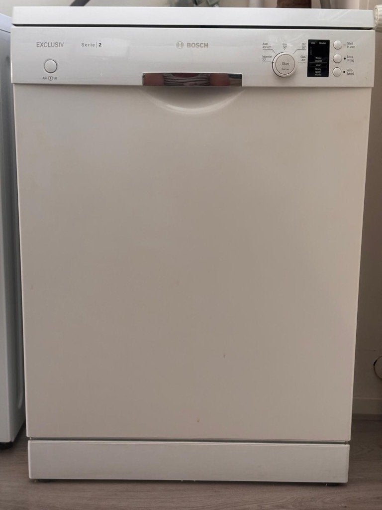 Zeer nette vrijstaande Bosch vaatwasser EXCLUSIV Klasse A, Ophalen, Gebruikt, Minder dan 10 liter, 85 tot 90 cm
