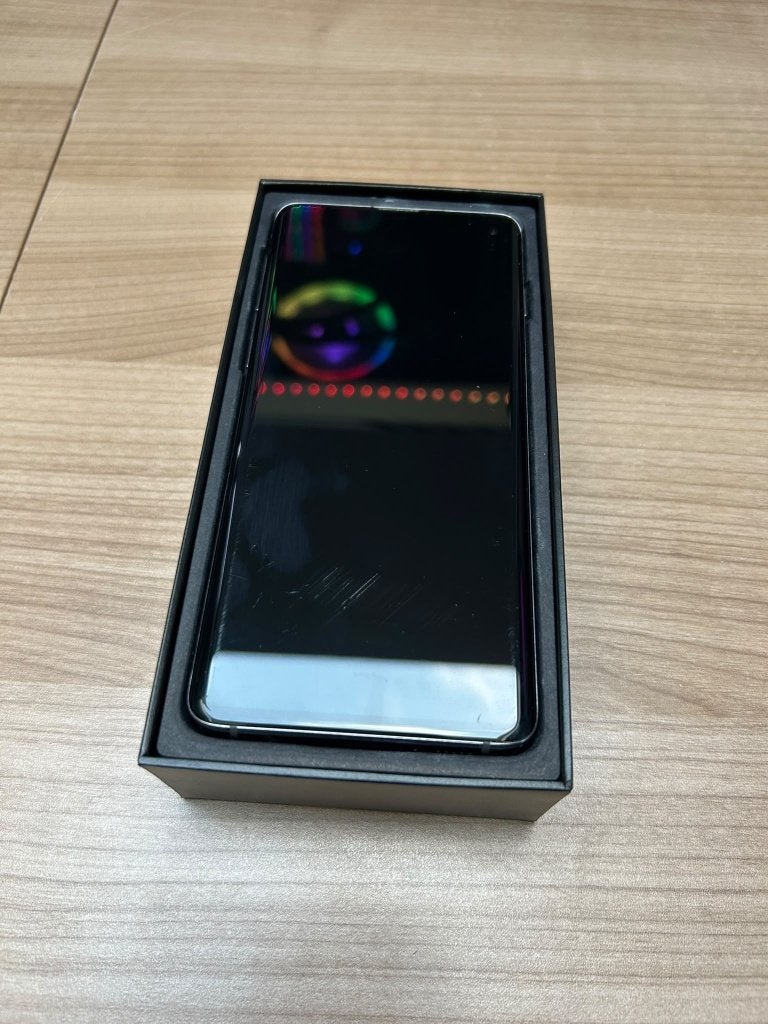 Samsung Galaxy S10 Zwart 128GB - Waterschade, Zwart, Touchscreen, Ophalen of Verzenden, Zonder simlock