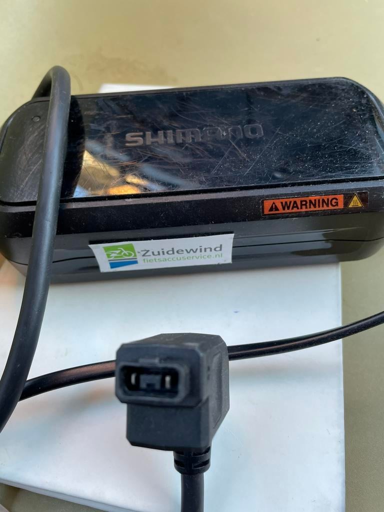 Electrische Fiets oplader shimano, Ophalen of Verzenden, Zo goed als nieuw
