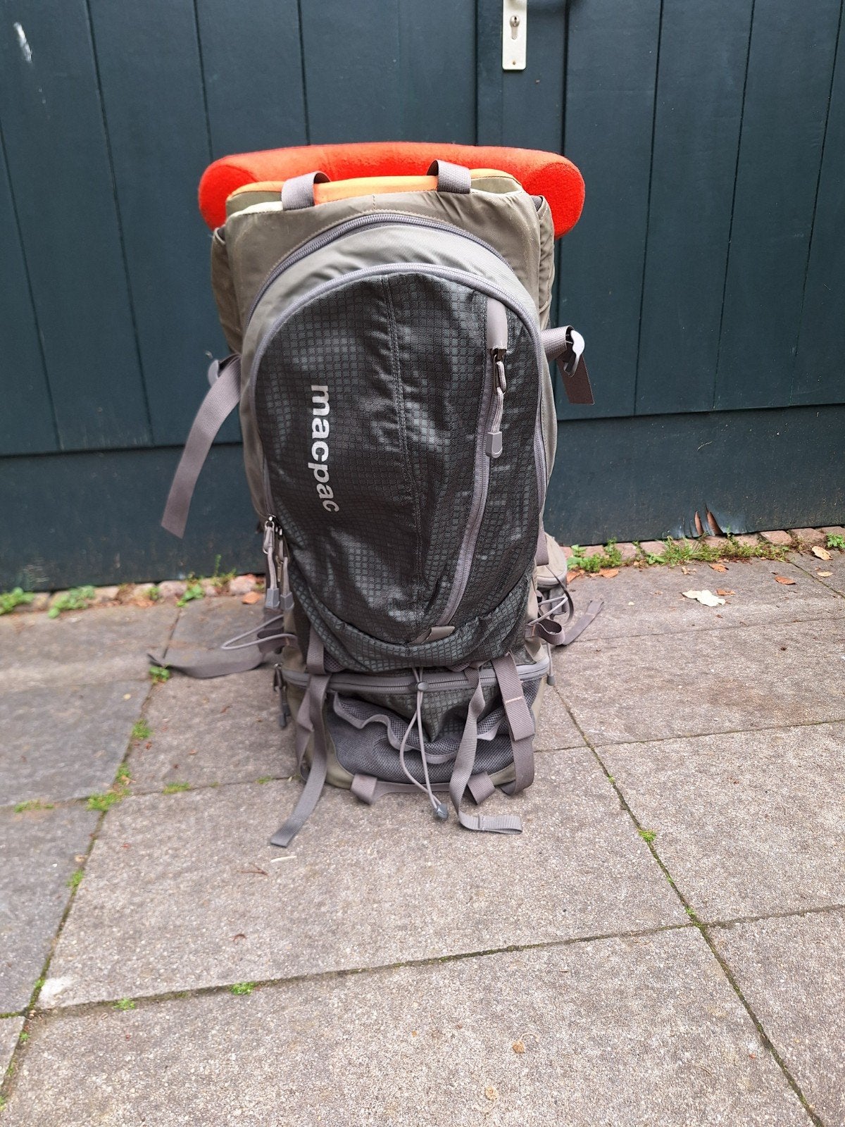 Macpac Vamoose Kinderdrager met zonnescherm en regenhoes, Kinderen en Baby's, Babydragers en Draagdoeken, Overige merken, Gebruikt