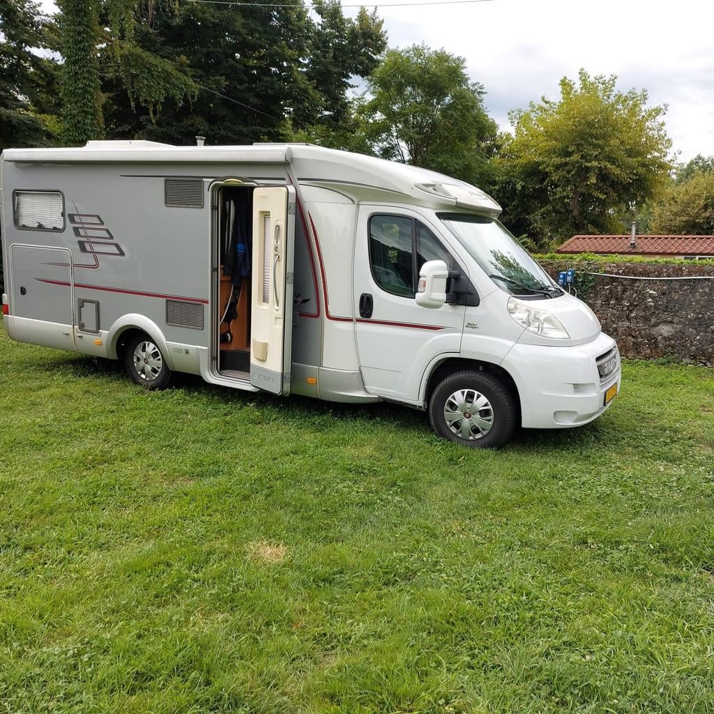 Hymer tramp 664 sl, Achteruitrijcamera, Chemisch toilet, Ringverwarming, Fiat