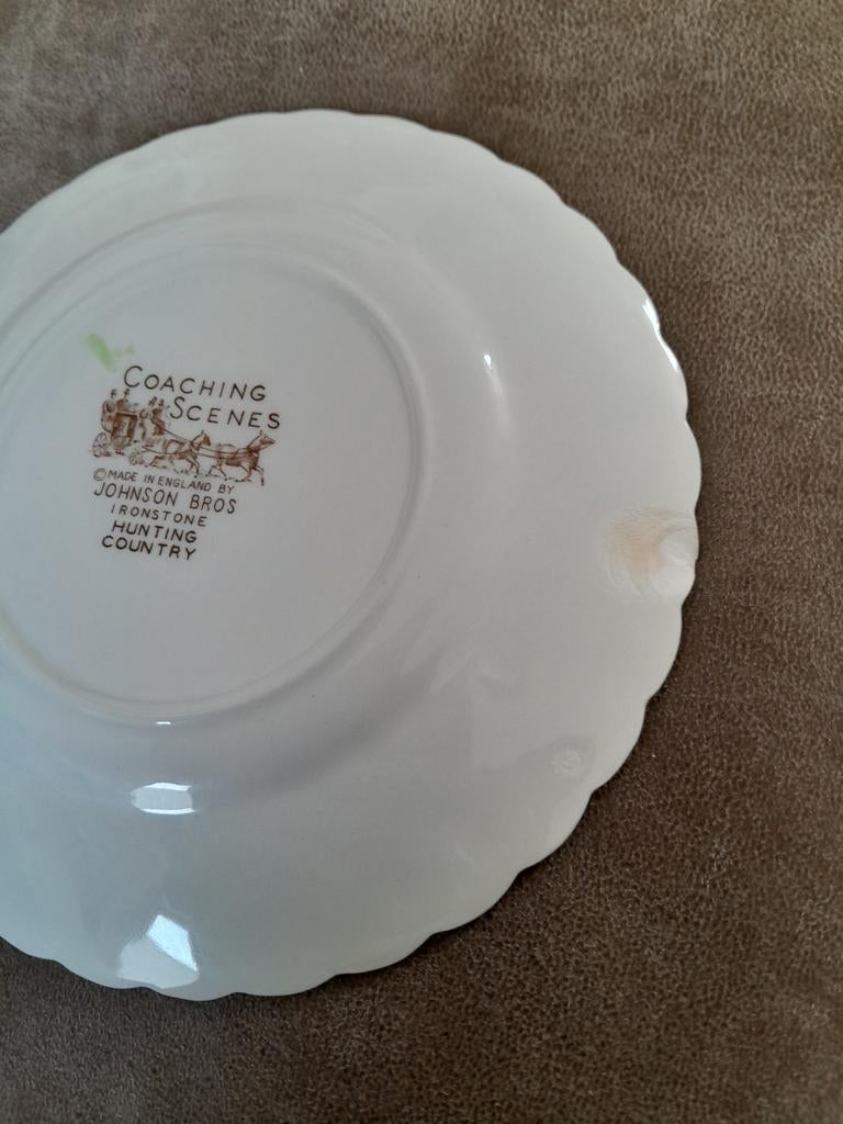 Johnson Bros, Huis en Inrichting, Keuken | Servies, Ophalen of Verzenden, Zo goed als nieuw, Overige stijlen, Bord(en)
