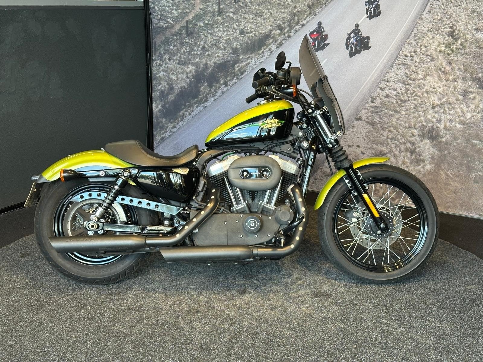 Harley-Davidson XL1200N Nightster (bj 2011), Motoren, Motoren | Harley-Davidson, Laan van Vredenoord 33
2289 DA  RIJSWIJK, NL