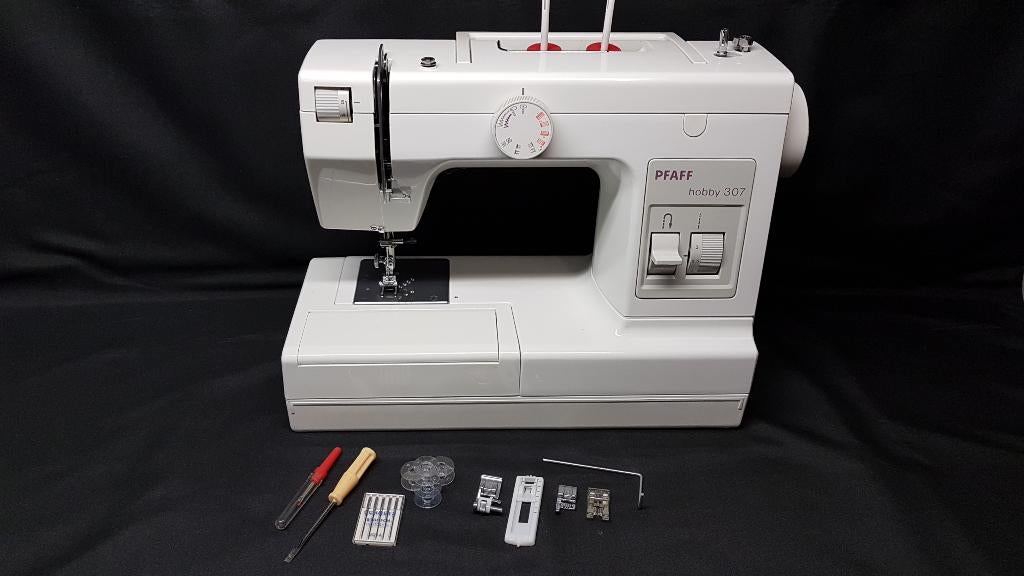 Pfaff naaimachine. Compleet., Hobby en Vrije tijd, Naaimachines en Toebehoren, Zo goed als nieuw, Naaimachine, Pfaff, Ophalen of Verzenden