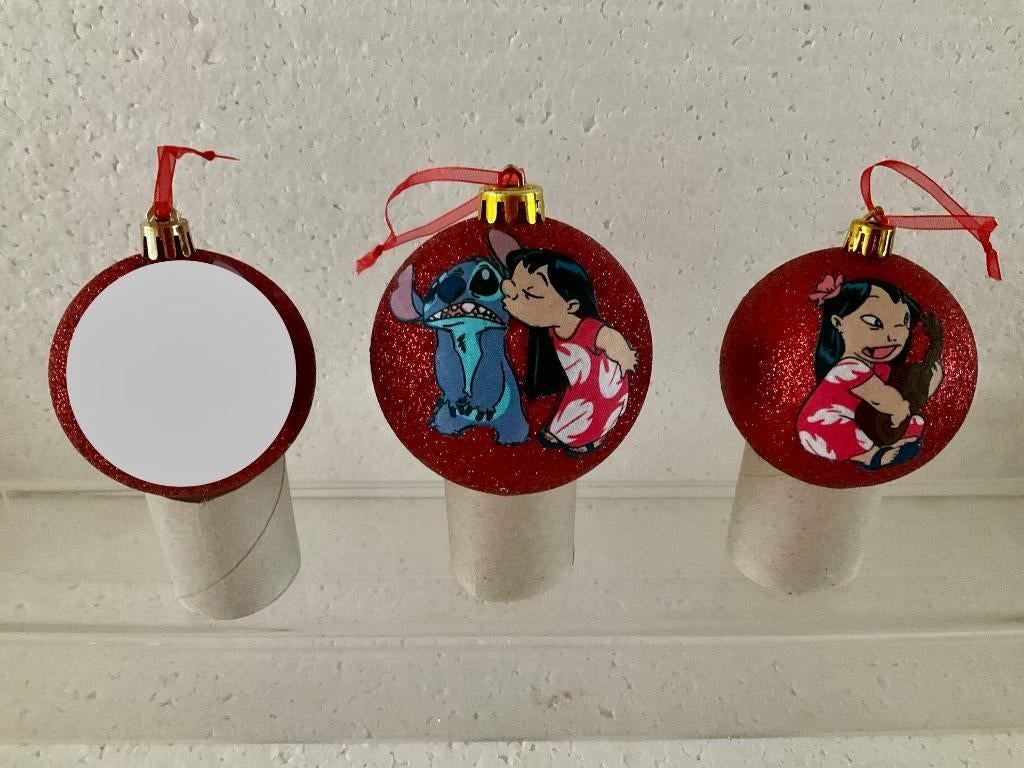 Disney Lilo en Stitch - kerstballen - rood, Verzamelen, Disney, Ophalen of Verzenden, Overige figuren, Zo goed als nieuw, Beeldje of Figuurtje