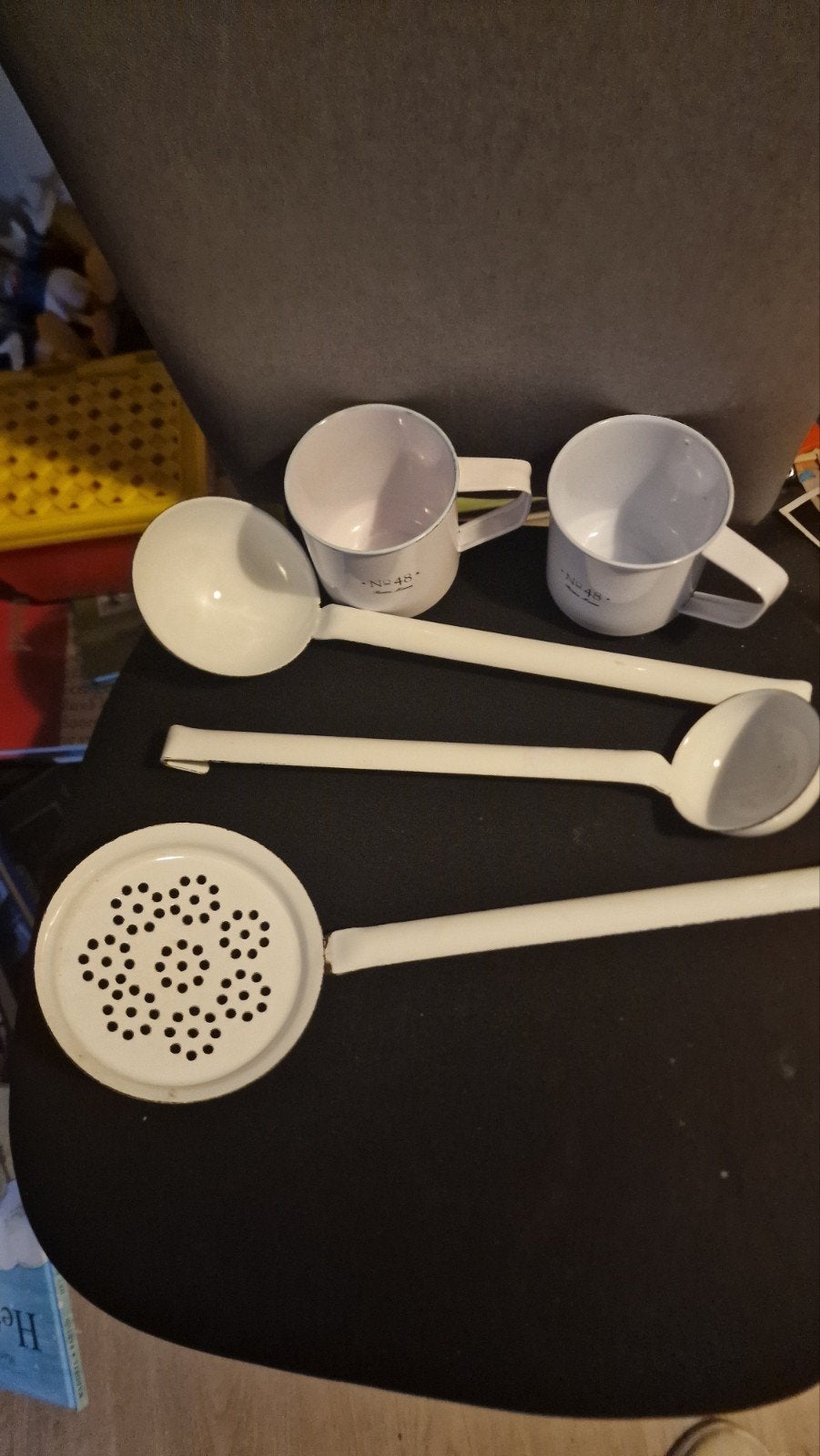 Wit emaille keukengerei - 5 stuks in 1 koop, Antiek en Kunst, Ophalen of Verzenden