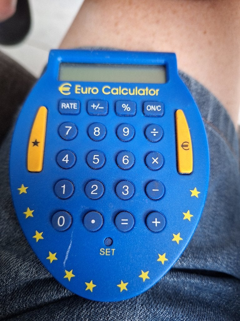 Te koop euro calculator, Ophalen, Zo goed als nieuw