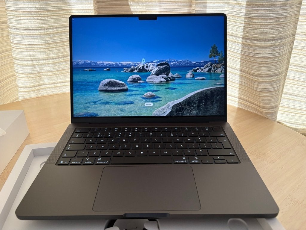 New Macbook Pro M5 14" 24GB / 1 TB, MacBook Pro, 1 TB of meer, Qwerty, Overige groottes