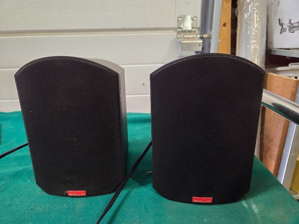 solid luidsprekers 2x 75 watt, Ophalen of Verzenden, 'T Olde Gre-j, Info@toldegrej.nl, Endepoelstraat 20f Didam